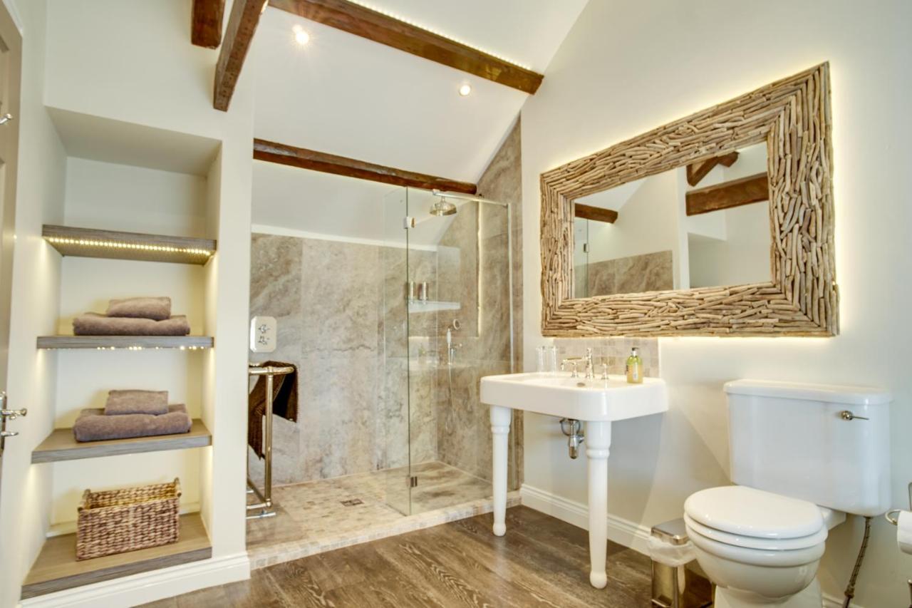 Shore Hotel Port Saint Mary Екстер'єр фото
